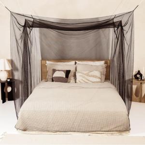 Summer Must-Have: How to Choose a Family-Friendly Mosquito Net
